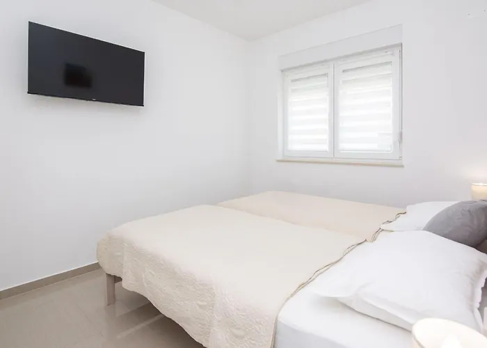 App Grabovickic 2 By Interhome * Vir